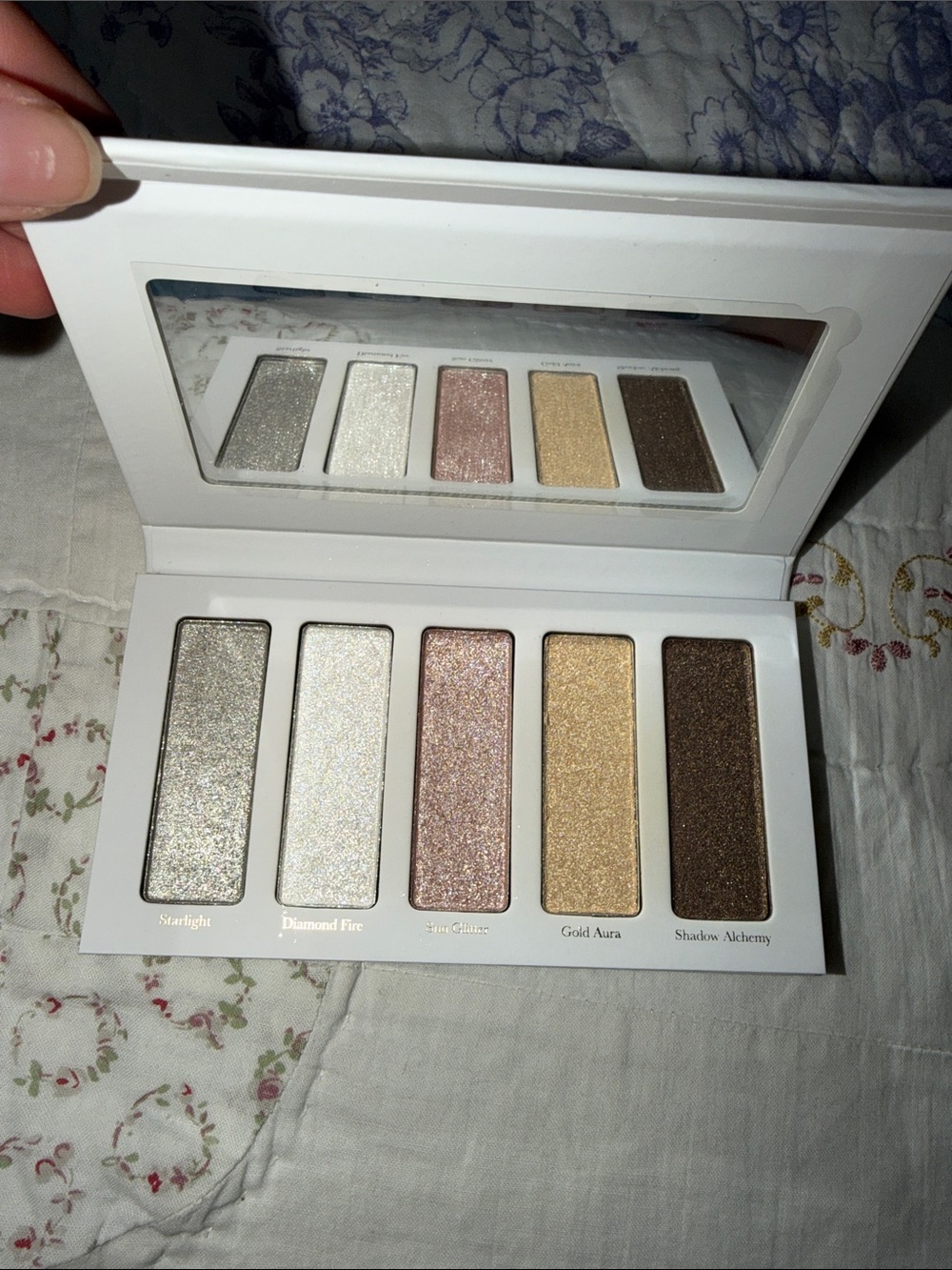 Shimmer Eyeshadow Palette — Neutral Shimmers (Gold, Pink, Brown, Silver)